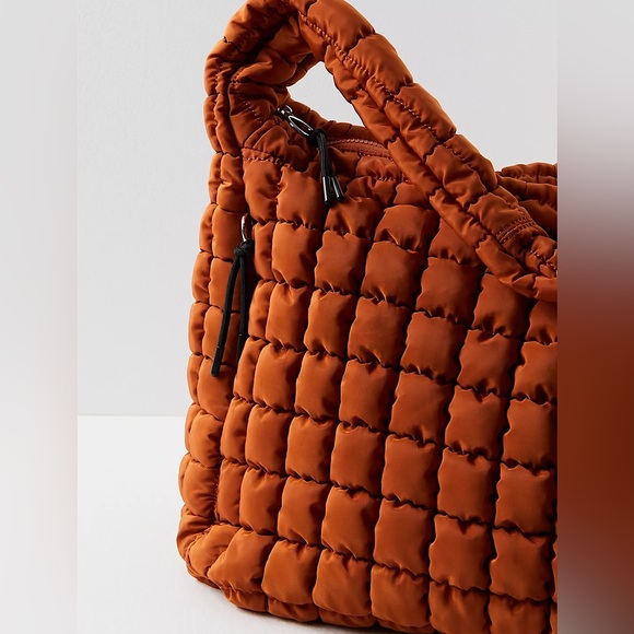 NEW Free People Movement Quilted Carryall In Roasted Chest - Picture 3 of 15